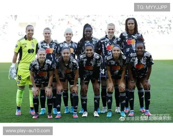 里昂女足蝉联法甲联赛冠军 成功实现国内赛事五连冠伟业
